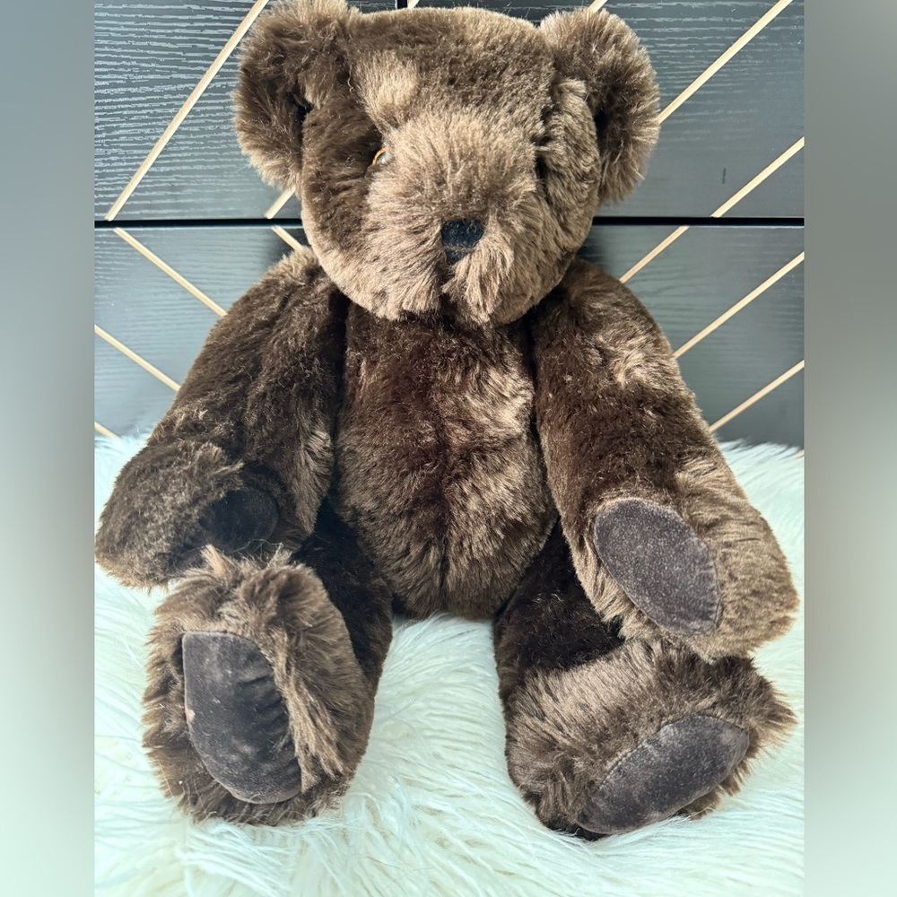 Vermont Teddy Bear 18” Dark Brown Plush Classic Stuffed Animal